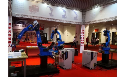 工業(yè)機(jī)器人的關(guān)鍵技術(shù)及應(yīng)用趨勢(shì)